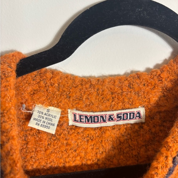 Lemon & Soda Orange Chunky Knit Crew Neck Sweater – Size Small - Picture 4 of 4